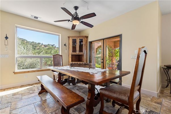 Dining room, Interior