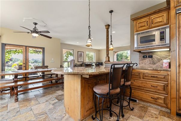 Dining room, Interior, Pendant Lights, Recessed Lighting