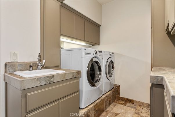Interior, Washer