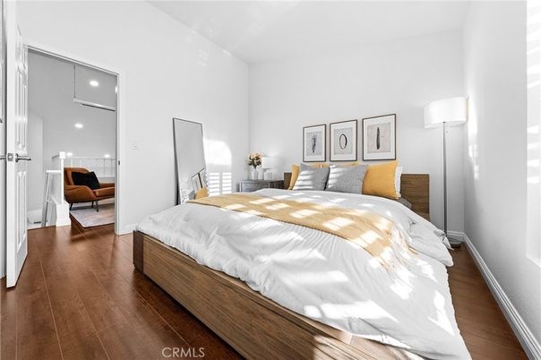 Bedroom, Interior, Recessed Lighting, Wood Texture Flooring