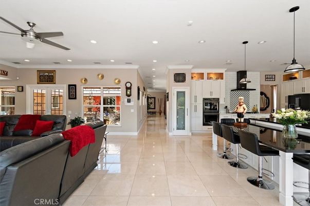 Interior, Kitchen, Living room, Pendant Lights, Recessed Lighting, Stainless Steel Appliances