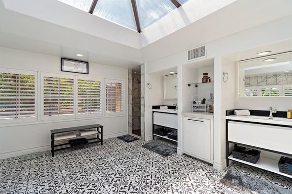 Bathroom, Glass Ceilings, Interior, Recessed Lighting