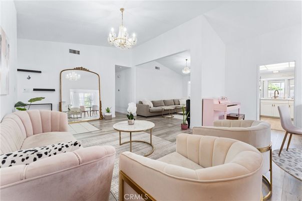 Chandelier, Interior, Living room, Wood Texture Flooring