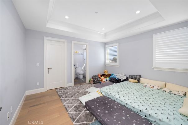 Bathroom, Bedroom, Interior, Recessed Lighting, Wood Texture Flooring