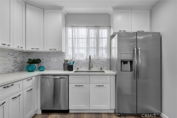 Interior, Kitchen, Stainless Steel Appliances, Wood Texture Flooring