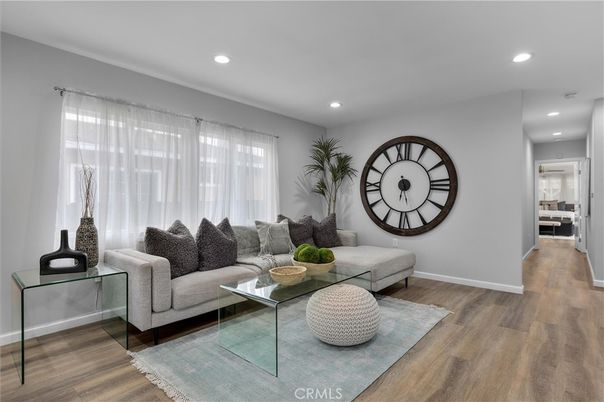 Interior, Living room, Recessed Lighting, Wood Texture Flooring
