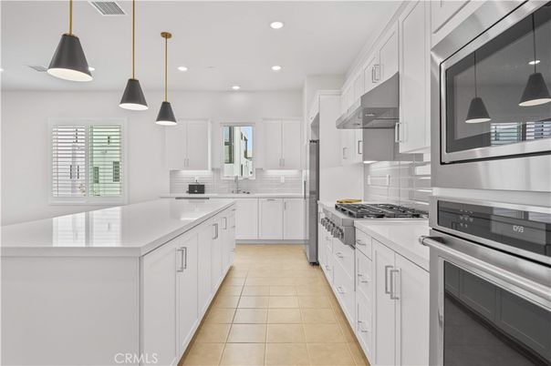 Interior, Kitchen, Pendant Lights, Recessed Lighting, Stainless Steel Appliances