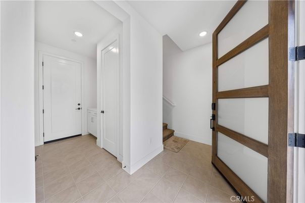 Interior, Recessed Lighting