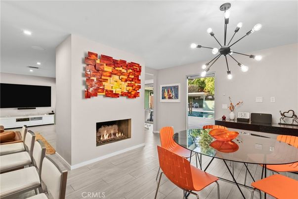 Dining room, Fireplace, Interior, Pendant Lights, Recessed Lighting, Wood Texture Flooring