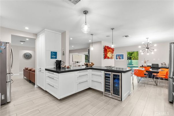 Dining room, Interior, Kitchen, Pendant Lights, Recessed Lighting, Wood Texture Flooring