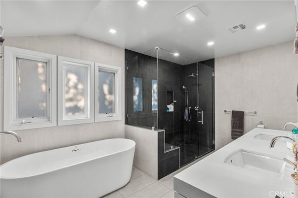 Bathroom, Dual Sink Vanities, Free Standing Baths, Glass Shower, Interior, Recessed Lighting