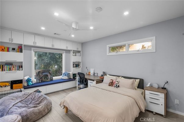 Bedroom, Home Office, Interior, Recessed Lighting, Wood Texture Flooring