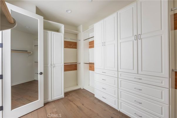 Interior, Recessed Lighting, Walk-in Closets, Wood Texture Flooring