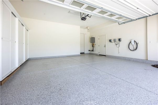 Garage, Interior