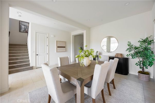 Dining room, Interior, Recessed Lighting
