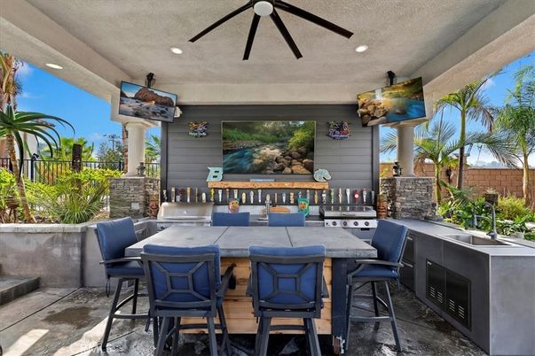Exterior, Recessed Lighting