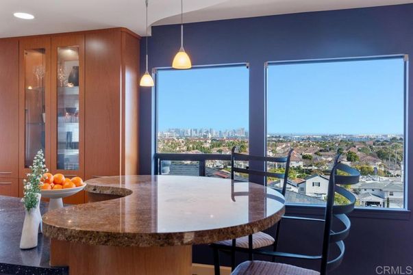 Dining room, Interior, Pendant Lights, Recessed Lighting
