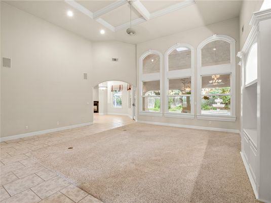 Empty room, Interior, Pendant Lights, Recessed Lighting