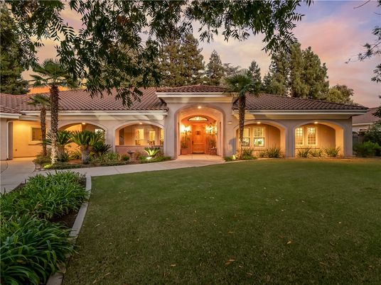 Backyard, Exterior, Facade, Mediterranean