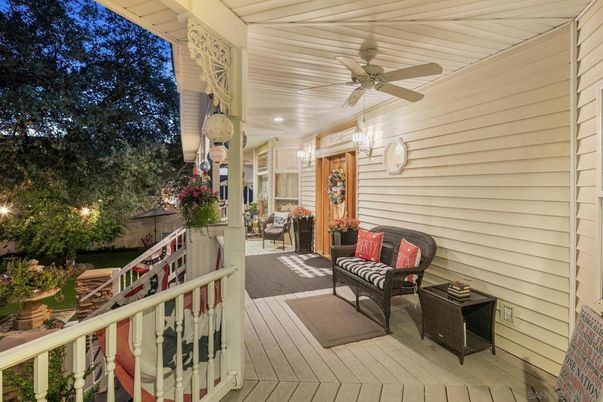 Exterior, Recessed Lighting