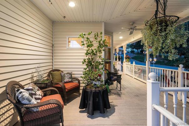 Exterior, Recessed Lighting
