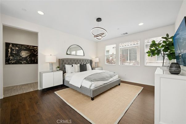 Bedroom, Interior, Pendant Lights, Recessed Lighting, Wood Texture Flooring