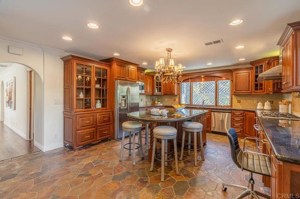 Chandelier, Interior, Kitchen, Recessed Lighting, Stainless Steel Appliances