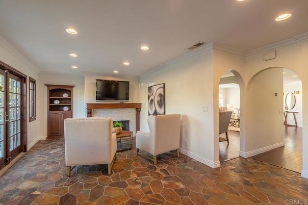 Fireplace, Interior, Living room, Recessed Lighting
