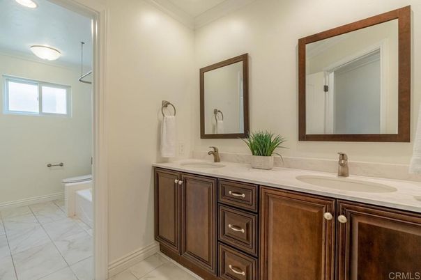 Bathroom, Dual Sink Vanities, Interior, Marble, Recessed Lighting