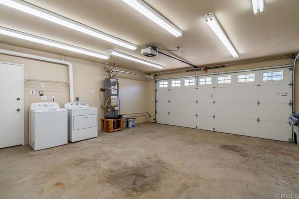 Garage, Interior, Washer