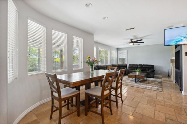Dining room, Interior, Living room, Recessed Lighting