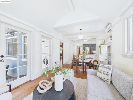 Dining room, Interior, Kitchen, Living room, Pendant Lights, Wood Texture Flooring