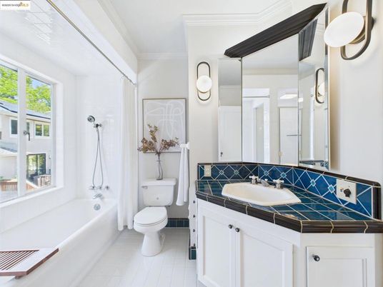 Bathroom, Interior, Tile Countertops