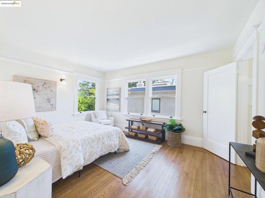 Bedroom, Interior, Water, Wood Texture Flooring