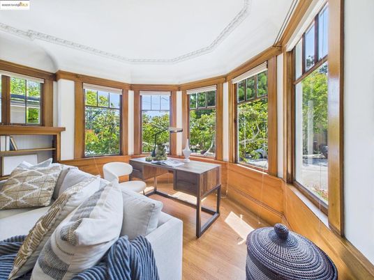 Home Office, Interior, Sun Room, Wood Texture Flooring
