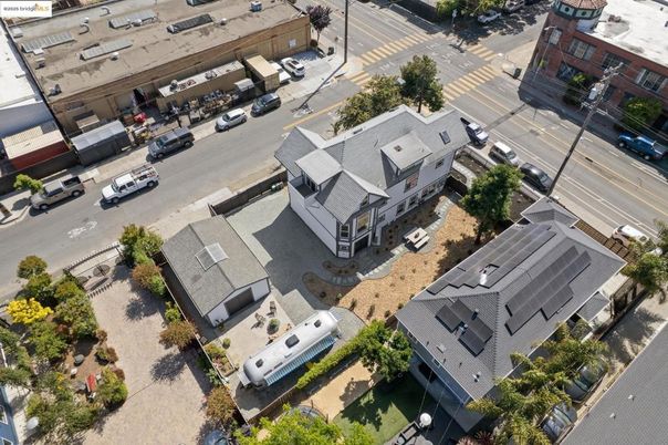 Exterior, Drone