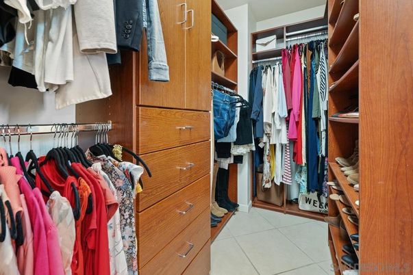 Interior, Walk-in Closets