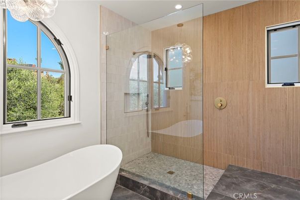 Bathroom, Free Standing Baths, Glass Shower, Interior, Recessed Lighting