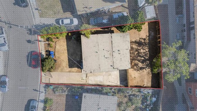 Exterior, Drone