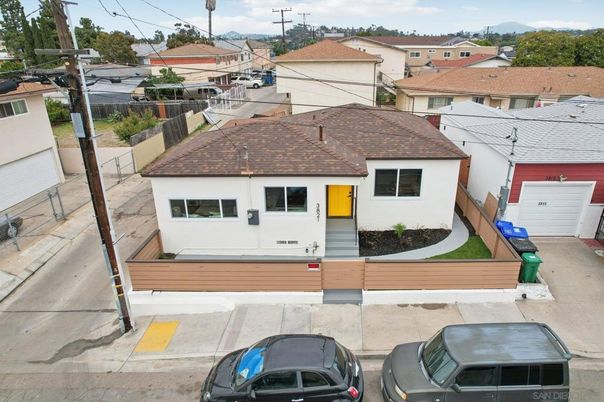 Exterior, Drone