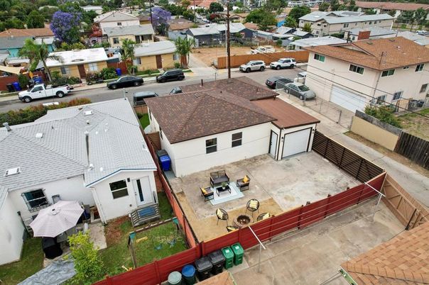 Exterior, Drone
