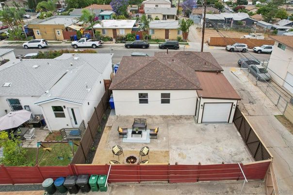 Exterior, Drone