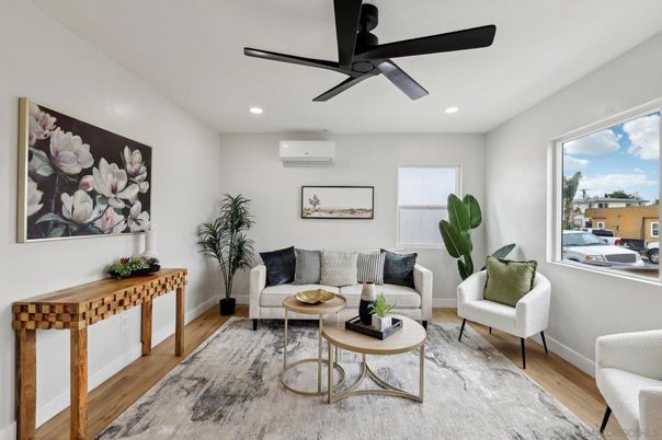 Dining room, Interior, Living room, Recessed Lighting, Wood Texture Flooring