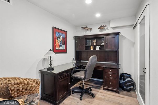 Home Office, Interior, Recessed Lighting, Wood Texture Flooring