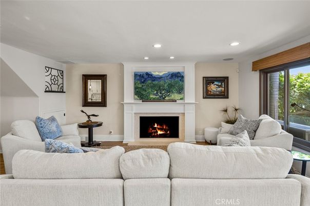 Fireplace, Interior, Living room, Recessed Lighting