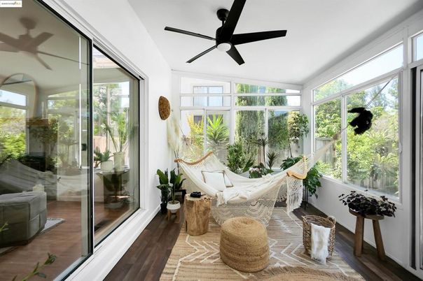 Interior, Sun Room, Wood Texture Flooring