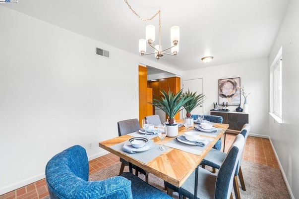 Chandelier, Dining room, Interior