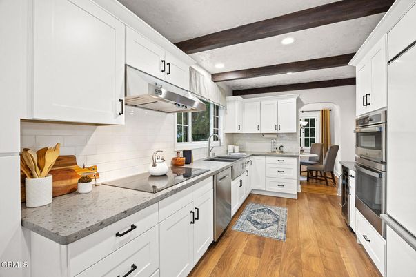 Dining room, Interior, Kitchen, Recessed Lighting, Stainless Steel Appliances, Wooden Beams, Wood Texture Flooring