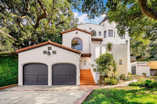 Attached, Exterior, Facade, Spanish Mediterranean