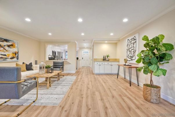 Interior, Living room, Recessed Lighting, Wood Texture Flooring